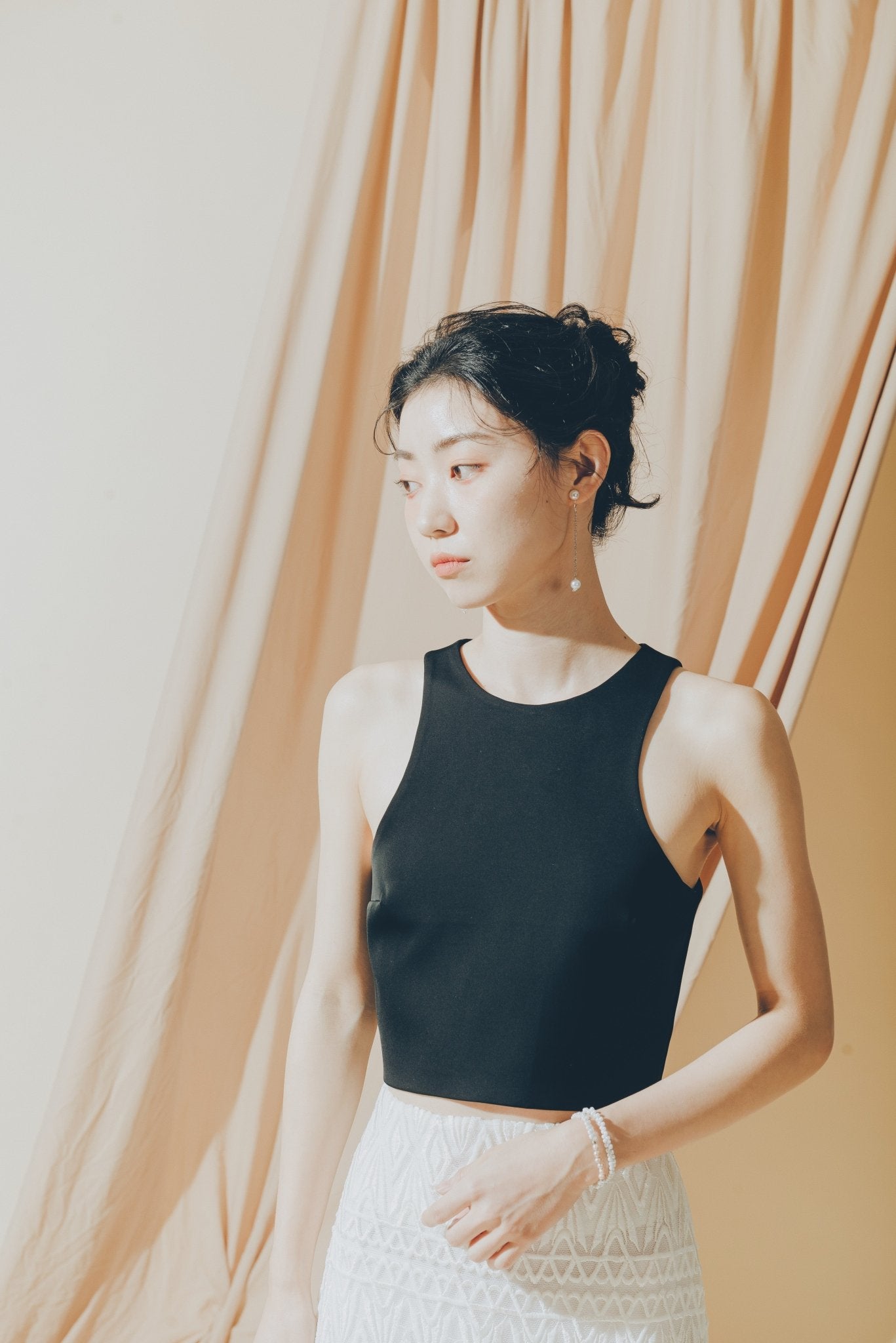 22 S/S 極簡素緞鄂領上衣 - 裁縫莊訂製工作室